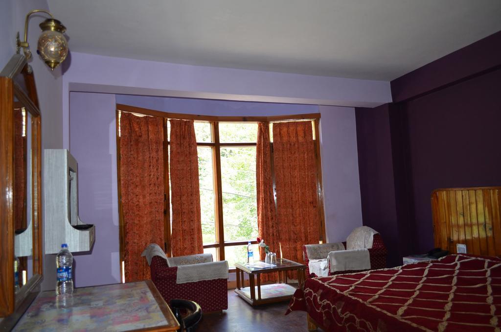 Manali Mahal Otel Oda fotoğraf